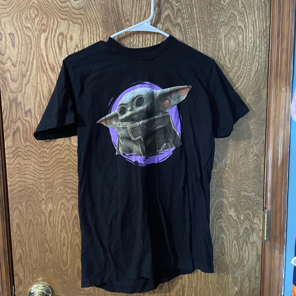 Size M grogu shirt